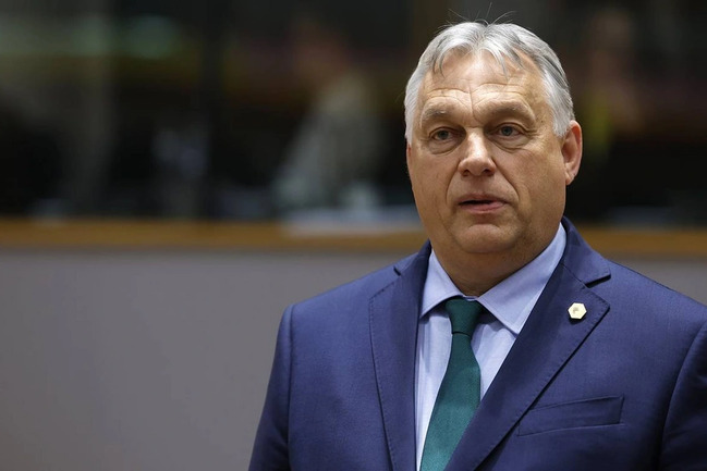 Orban Aİ-nin hərbi planlarına qarşı imza toplanmasına başlandığını bəyan edib