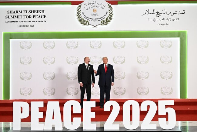 Biri Vaşinqtondur, o biri Şarm əl-Şeyx - Video+Fotolar