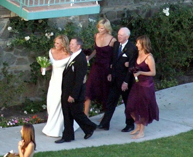 "Anam atamı öldürdü, ertəsi gün məni geyindirib məktəbə göndərdi" - Fotolar