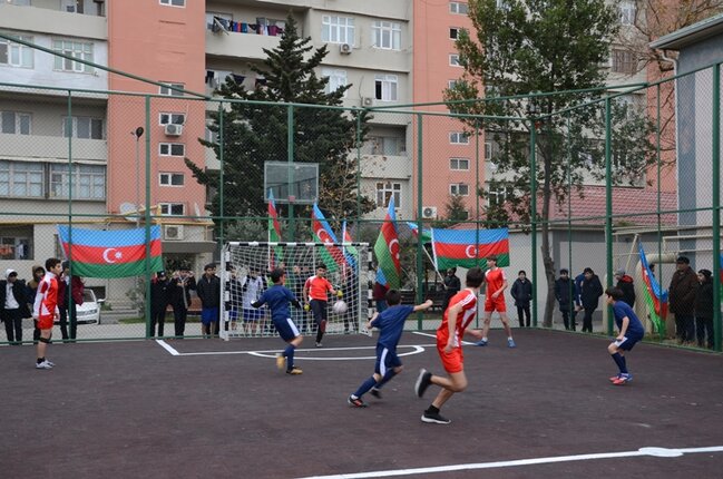 Bakının abad məhəllələrində "Böyük Zəfər" məhəllələrarası mini futbol yarışlarına start verildi