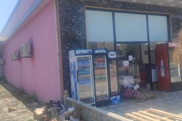 Ağdaşda tullantıları urnalardan kənara atan şəxslər barəsində protokol tərtib olundu - FOTO