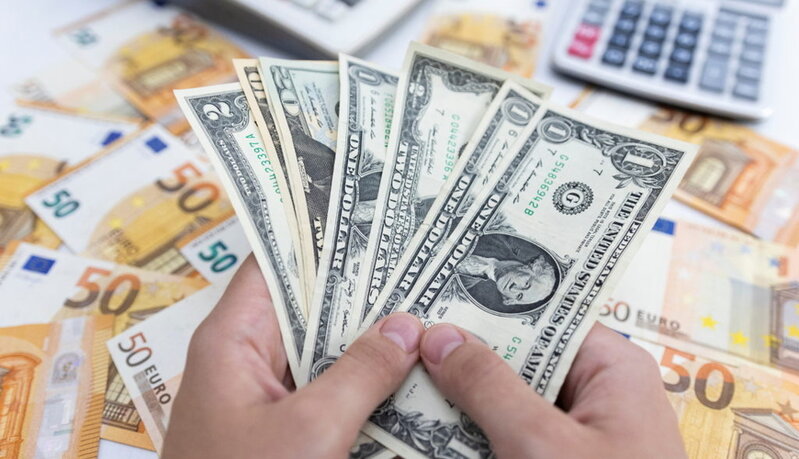 Dollar və avro yığanların NƏZƏRİNƏ - SON DƏQİQƏ XƏBƏRİ