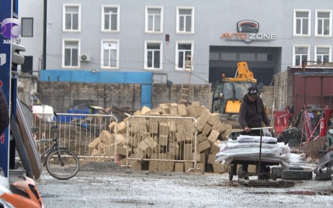 "Təkər aləmi" kimi tanınan bazar sökülür (VİDEO)