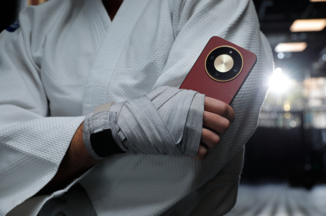 8300 mAh batareyaya malik, sarsılmaz HONOR X9d artıq satışdadır