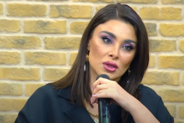 Müğənni Rahidə Baxışova: "Elə bilirdim atam bizi atıb gedib" - VİDEO