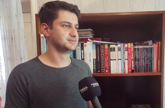 Telefona vaxt ayırmadı, ancaq dərs oxudu, 680 balla Lənkəran birincisi oldu - VİDEO