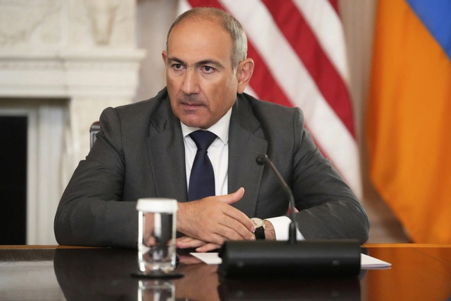 Paşinyan: Ermənistanda uşaqların əksəriyyəti Ağrı dağının Türkiyədə olduğunu bilmir