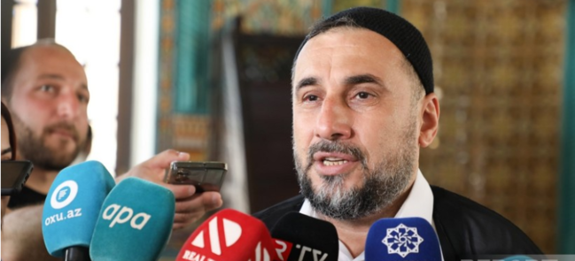 Təzəpir məscidinin imamı: Ət kəsimi mağazlarında qurban əti adı altında heyvan kəsilib satılması şəriətə uyğun deyil