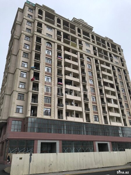 Çox təcili Xətai metrosu yaxınlığında mənzil satılır!