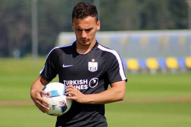 "Neftçi"nin futbolçusu: "Sabah"la oyunda meydana üç xal üçün çıxacağıq"