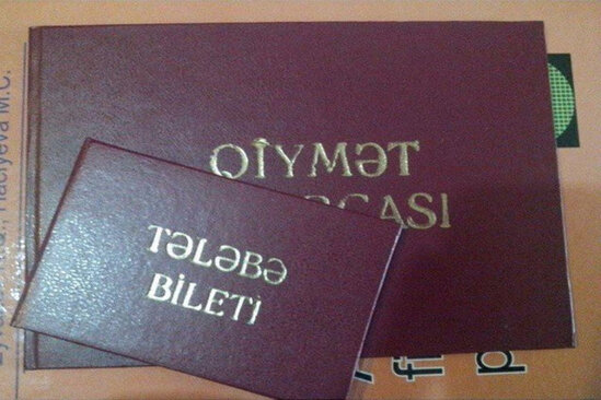 Evdən tələbə bileti oğurlandı