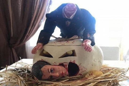 Uşaq bağçasında ŞİDDƏT FOTOSU - Sosial şəbəkələr bir-birinə dəydi