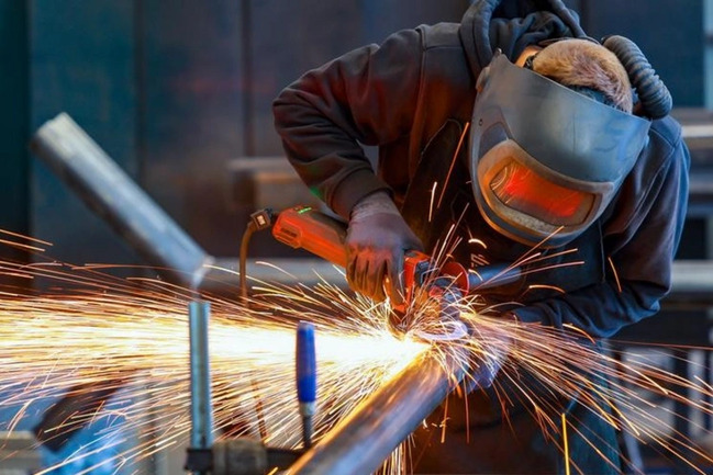 Almaniyada metallurgiya sənayesi üzrə iş yerlərinin azalacağı gözlənilir