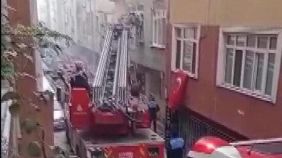 Yanğın zamanı insanları BELƏ XİLAS ETDİLƏR - FOTO