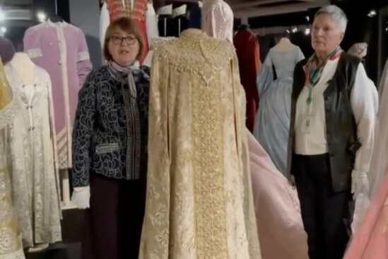 II Nikolayın bacısının paltarından 1903-cü ilin konfeti tapıldı - FOTO