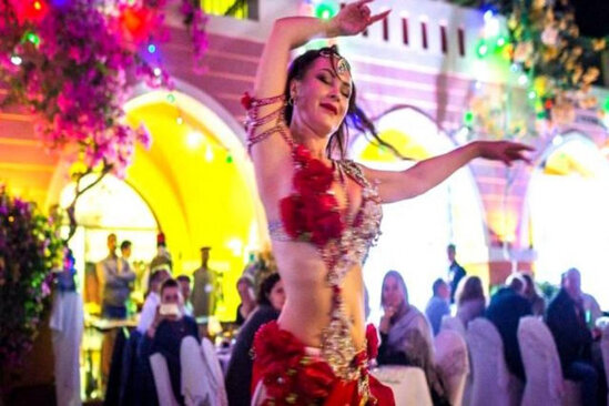 ORİENTAL oynayan müəllim işdən çıxarıldı