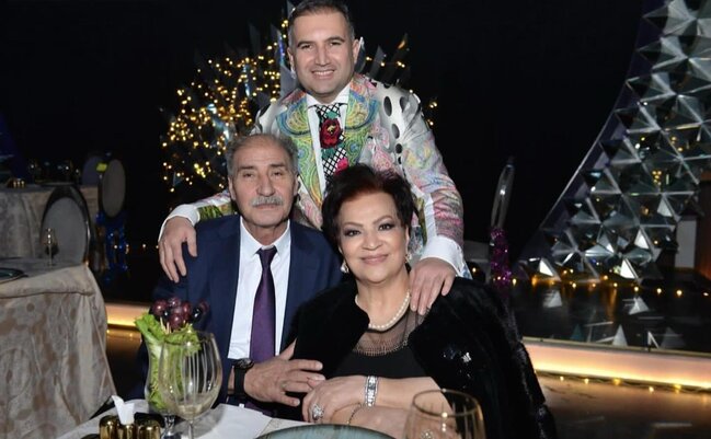 Afaq Bəşirqızı həyat yoldaşı və nəvələri ilə BİR ARADA - FOTO