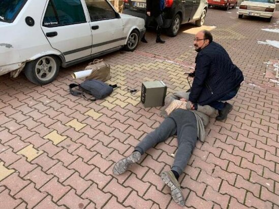 FİLM KİMİ: Maşın qaçırdan oğru içində uşağın olduğunu gördü, sonra isə...