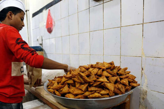 Restoranda İYRƏNC MƏNZƏRƏ: Yeməklər tualetdə bişirilirmiş