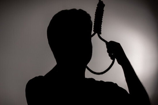 Ailəsindən ayrılan kişi özünü öldürdü