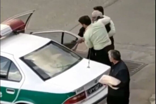 Bahalığa etiraz edən qocanın başına OYUN AÇDILAR - VİDEO