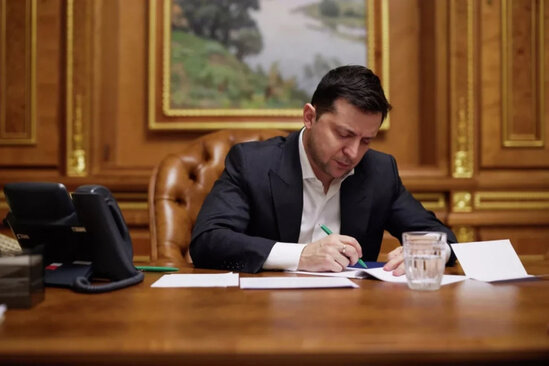 Zelenski onu işdən çıxartdı