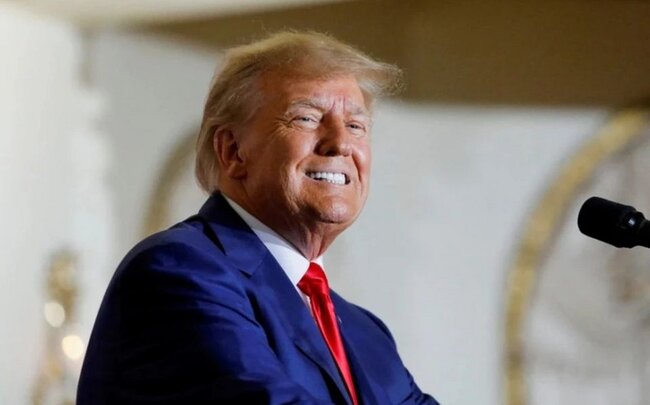 Tramp İranın çiçəklənməsini istəyir, "lakin nüvə silahı olmadan"