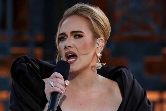 Müğənni II Elizabetanın şərəfinə təşkil olunan KONSERTDƏN İMTİNA etdi