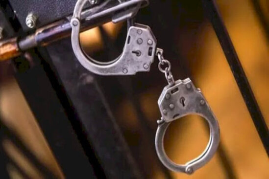 Ötən il ögey anasını təpiklə öldürən TUTULDU