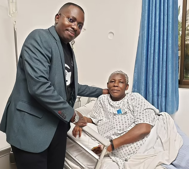 70 yaşlı qadın əkiz uşaq dünyaya gətirdi - FOTO