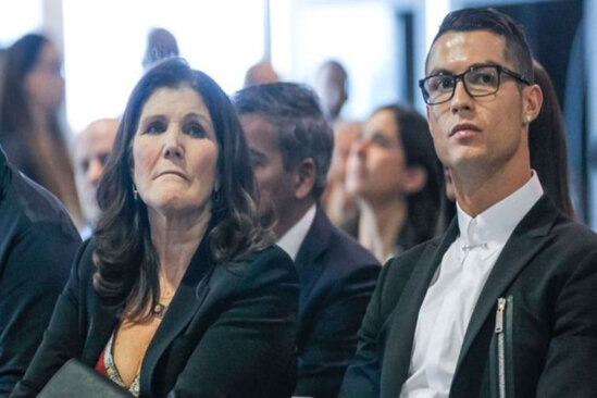 Ronaldonun anası oğlunun bu komandaya qayıtmasını istəyir