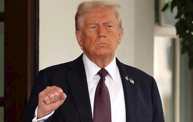 Donald Tramp idrak testindən keçdi: Ağ Ev liderinə hansı suallar verilib?