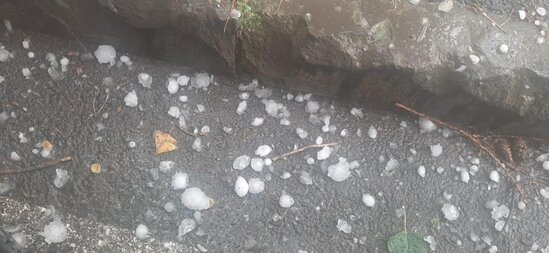 Şuşaya dolu yağır