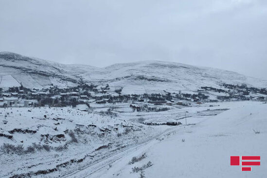 Azərbaycanın bəzi rayonlarına qar yağıb - FOTO