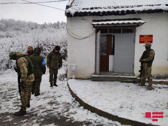 Azərbaycanlı mütəxəssislər sülhməramlılarla müzakirə üçün Xocalıya yola düşüblər - YENİLƏNİB + FOTO/VİDEO