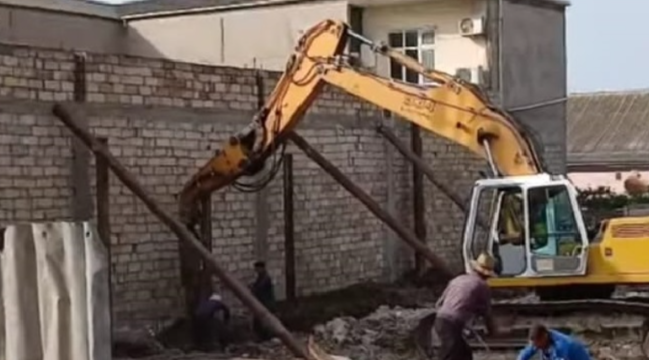 Xırdalanda qanunsuz tikintiyə kim icazə verib?