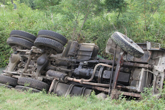 İsmayıllıda "KamAZ" markalı yük avtomobili aşıb