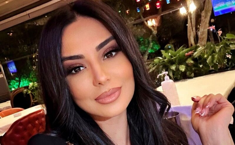 Aparıcı ilə müğənninin səmimi rəqsi GÜNDƏM OLDU - VİDEO