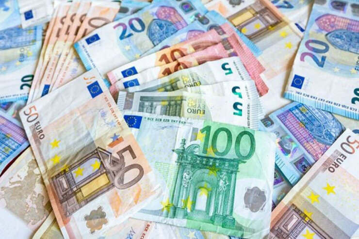 24 uşağı var, ayda 1.5 milyon avro pul alır