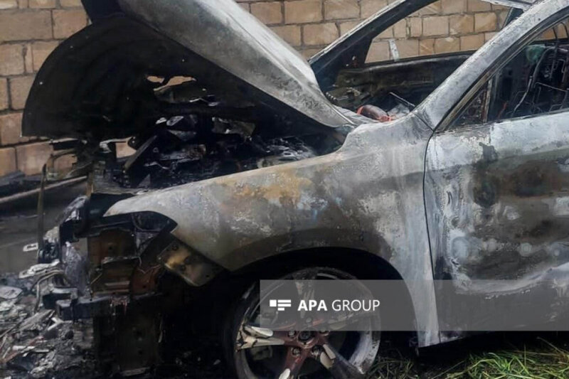 Şəmkirdə arvadından boşanan kişi avtomobillini YANDIRDI