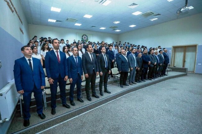 "Müasir dövrdə informasiya mühiti və sosial çağırışlar fonunda gənclər arasında mənəvi dəyərlər" mövzusunda tədbir keçirilib
