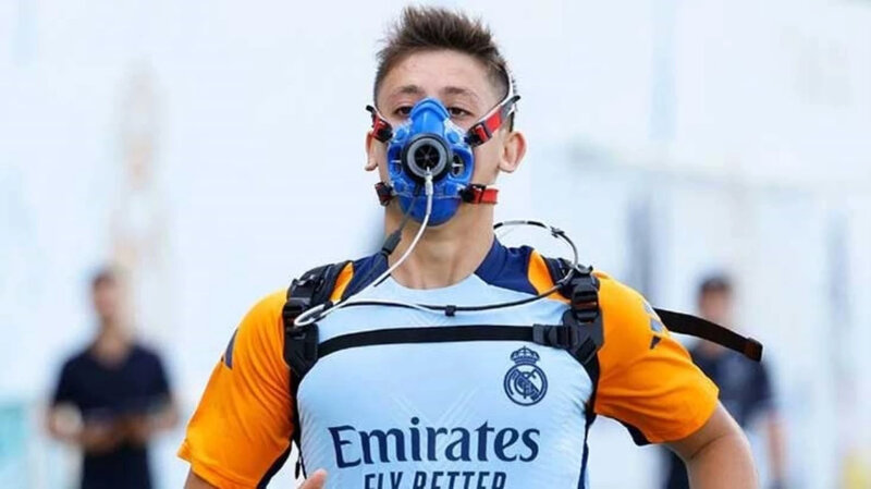 Arda Gülərin bu görüntüləri çox DANIŞILDI: Məşqə maska taxaraq ÇIXDI - FOTO+VİDEO