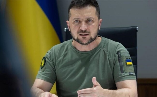 Zelenski: Putin Krım ssenarisini təkrarlamağa çalışır