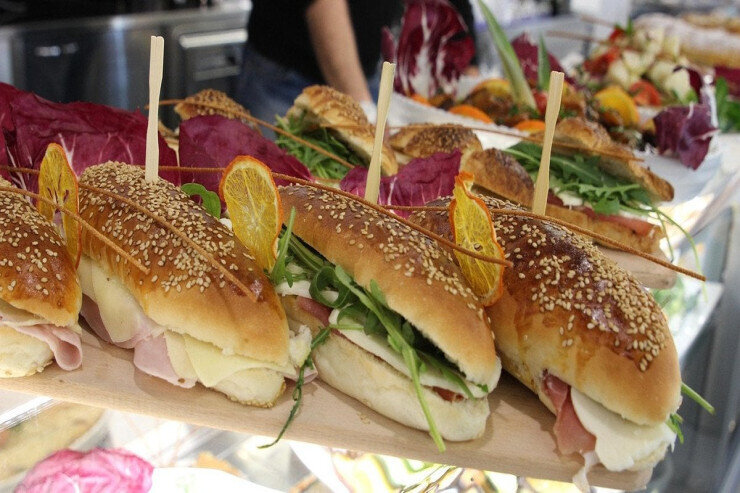 Kişi tətildə məşhur tərəvəz yedi, qəfil öldü: səbəb şokedicidir