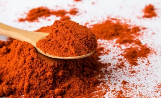 Qırmızı bibər görün nədən hazırlanırmış – Çoxları BUNU BİLMİR