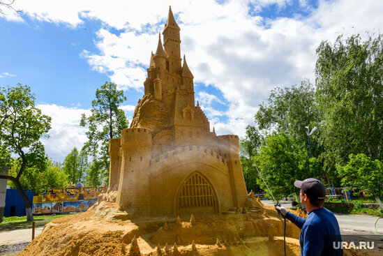 Qumdan möcüzələr yaratdılar - FOTO