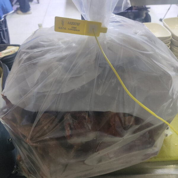 "Kovan" restoranında müştəriləri belə aldadır