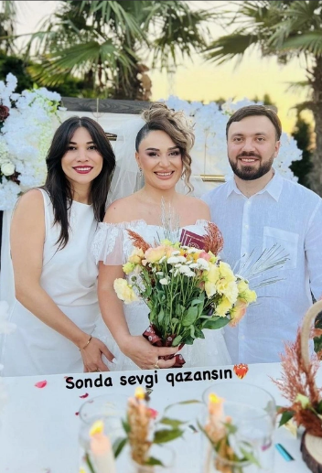 AzTV-nin aparıcısı meyxanaçı ilə ailə qurdu