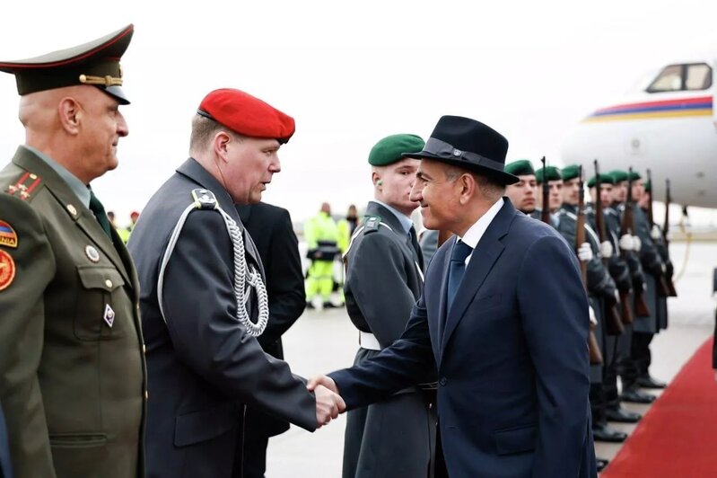 Paşinyan Berlindədir - Foto