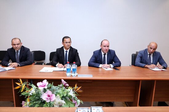 "Azəriqaz"la Xidmət rəhbərliyi arasında işçi görüşü keçirildi (FOTOLAR)